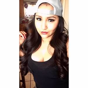 Meet your Posher, Jovita